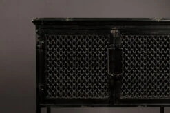 Dutchbone - Denver Kabinet Low - Gråsvart 18 Dutchbone - Denver Kabinet Low - Gråsvart -UNOLIVING Butikk dutchbone denver kabinet low graasort vitrineskabe DB00356 6 7d6c