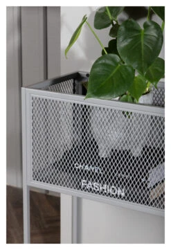 Netz Blomsterkasse - Lysegrå 12 Netz Blomsterkasse - Lysegrå -UNOLIVING Butikk venture design netz blomsterkasse lysegraa VD02058 6 ad26