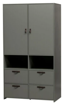 VTwonen Stage Klesskap - Såpebehandlet Furu -UNOLIVING Butikk vtwonen stage klaedeskab saebebehandlet fyrretrae garderobeskabe EE01813 4 9404